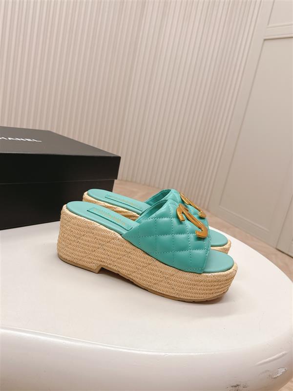 2025112818443428 270